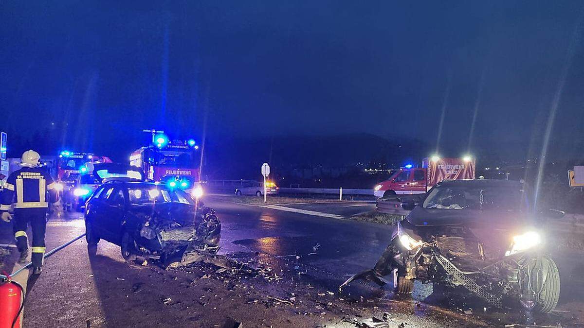 Nach dem Unfall musste der Autobahnzubringer St. Marein/Mürztal komplett gesperrt werden