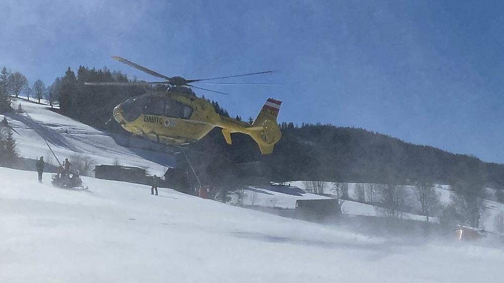 Mehrere Verletzte mussten am Sonntag nach Skiunfällen medizinisch versorgt werden 