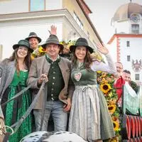 Der Gösser Kirtag ist trotz unsicherer Wetterprognose gut besucht