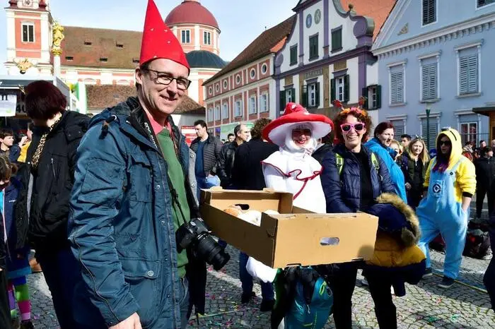 Für eine ausgezeichnete Stimmung sorgten die Original Oberkrainer Freunde und die Gruppe Los Krawallos