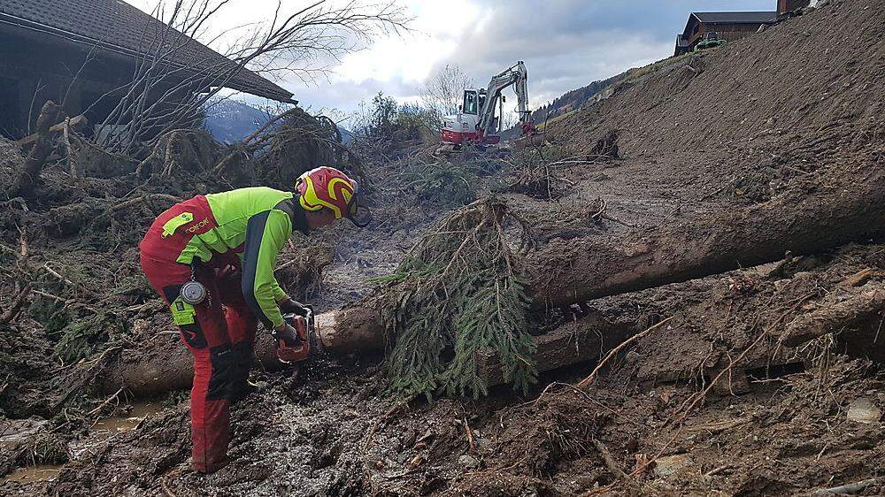 Sturm Vaia richtete 2018 große Schäden in Kärntens Wäldern an, wie hier im Lesachtal. Aufräumarbeiten dauern bei solchen Ereignissen ein bis zwei Jahre (Archivfoto)