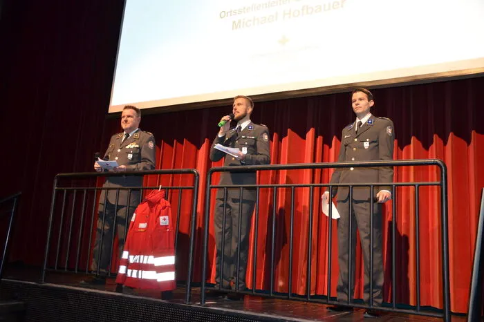 Ortsstellenleiter Mario Keusch, Ballobmann und Ortsstellenleiter-Stellvertreter Reinhard Gütl...