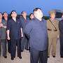 Kim Jong-un begutachtet einen Raketentest