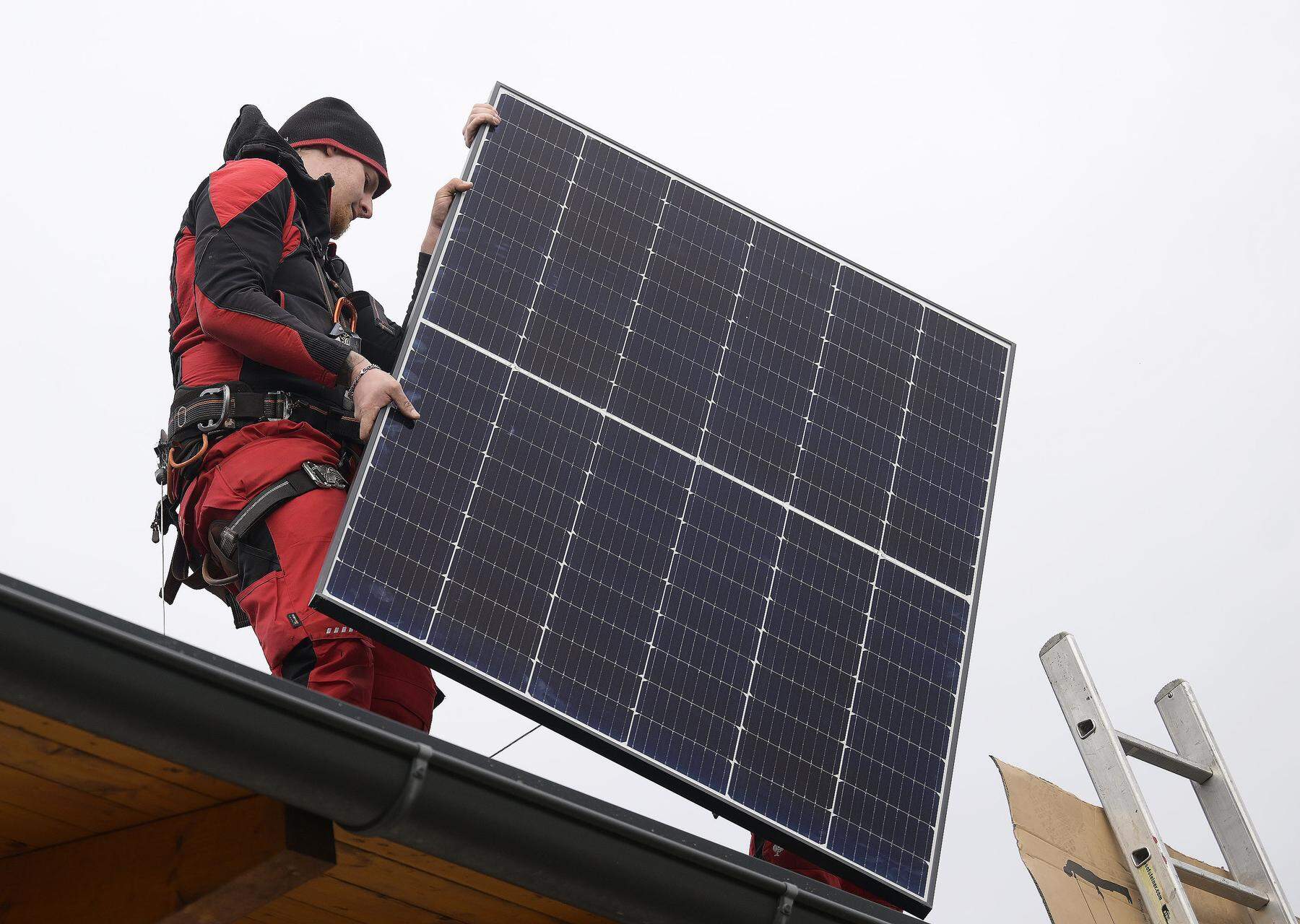 Fördergelder für Fotovoltaik - Ausbau der Solarenergie soll