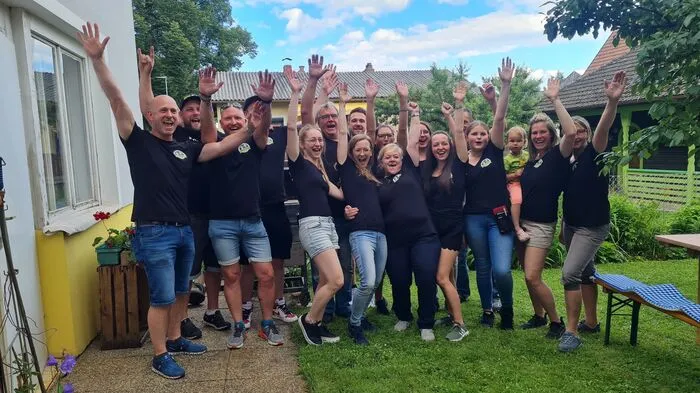 Zahlreiche Helfer waren beim Jubiläumsfest der Radwerkstatt Bernd Willibald in Knittelfeld am Start.