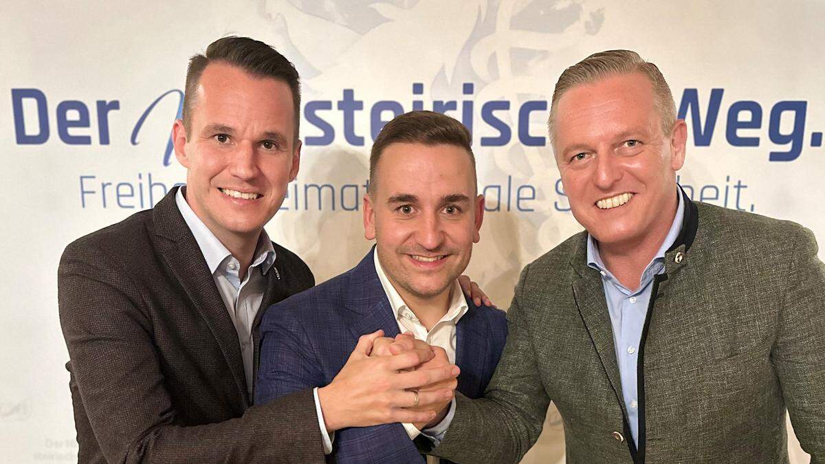 Die frisch gebackene FPÖ-Bezirksparteiobmann Michael Wagner (M.) mit FPÖ-Landesparteisekretär Stefan Hermann (l.) und Landesparteiobmann Mario Kunasek