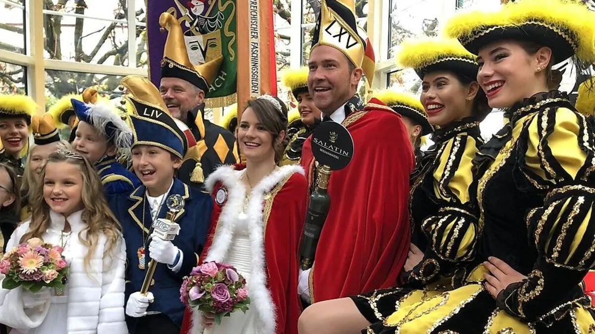 Prinzessin Hannah I., Hannah Widnig und Prinz Fidelius LXV., Roland Augustin führen den Villacher Fasching an
