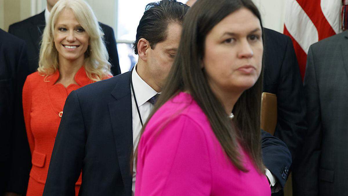 Saramucci hinter Präsidentensprecherin Sanders 