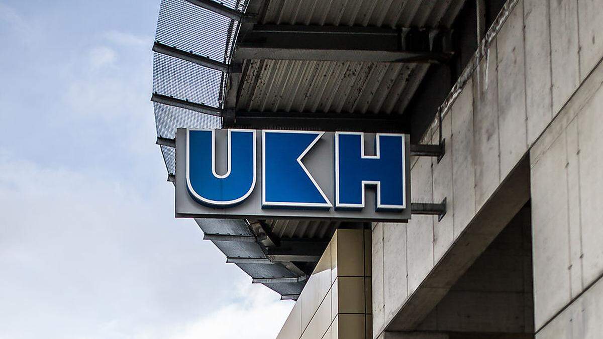 UKH-Mitarbeiter protesieren in Klagenfurt 