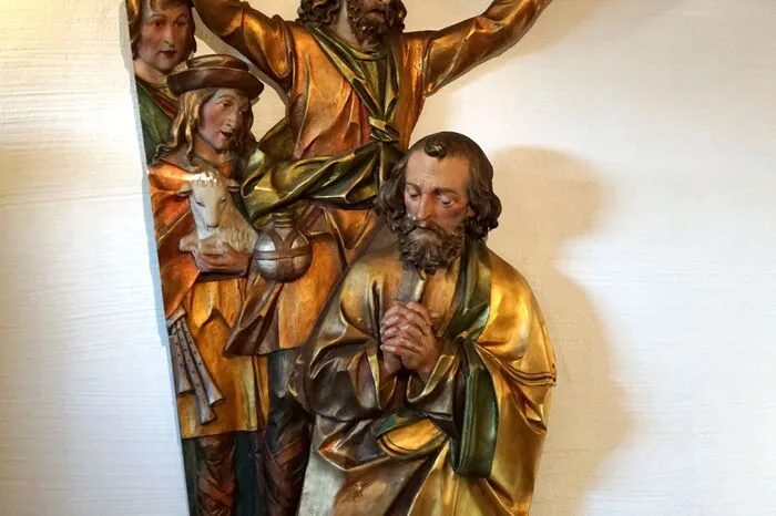 Auch dieses Fragment eines Krippenaltars hat Bernd Mayer dieses Jahr für seine Sammlung erstanden.