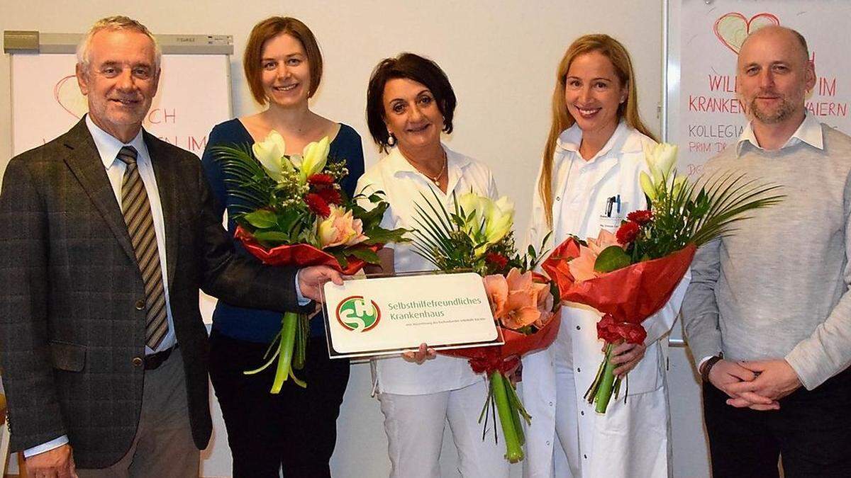 Andreas Tschernitz, Stefanie Rieser, Gabriele Andre-Tschinkel, Carol Griesser und Arnold Maier  (von links) bei der Verleihung