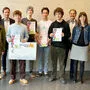 Sarah Ploner, Claudia Schlechl, Hermann Erlach, Jonas Engl, Daniel Mariacher, Gabriel Walder, Silvan Steiner,  Direktor Josef Pretis, Martha Marizzi und Fremdsprachenassistent Griff 