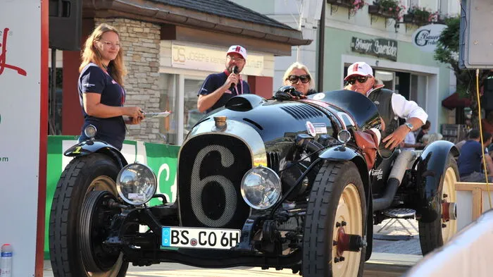 Start der Ennstal Classic Start am Donnerstag in Gröbming Klicken Sie sich durch die Bildergalerie!
