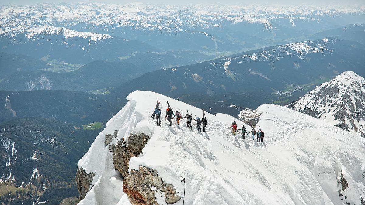 Epische Bilder entstanden auf dem Weg zum Gipfel des Dachsteins