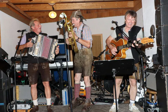 Das Kärntner Schilehrer TRIO mit dem VOLTE gibt es bereits seit 40 Jahren!