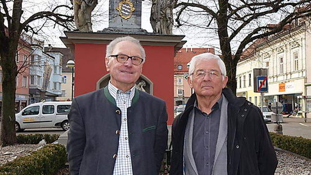 Archivare aus Leidenschaft: Hans Rinofner und Erich Schreilechner (rechts)