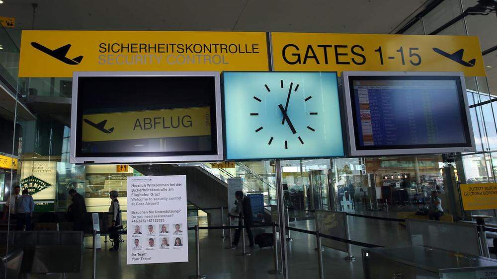 Die Abgeordnete wartete am Grazer Flughafen, doch der Flug startete in Wien-Schwechat