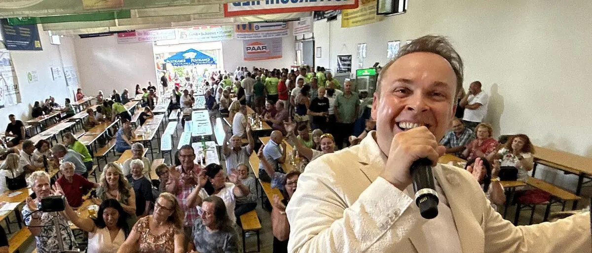 Die Melodien zur 30. Jubiläumsausgabe des Ruppersdorfer Schnitzelfestes lieferte Schlagerstar Oliver Haidt