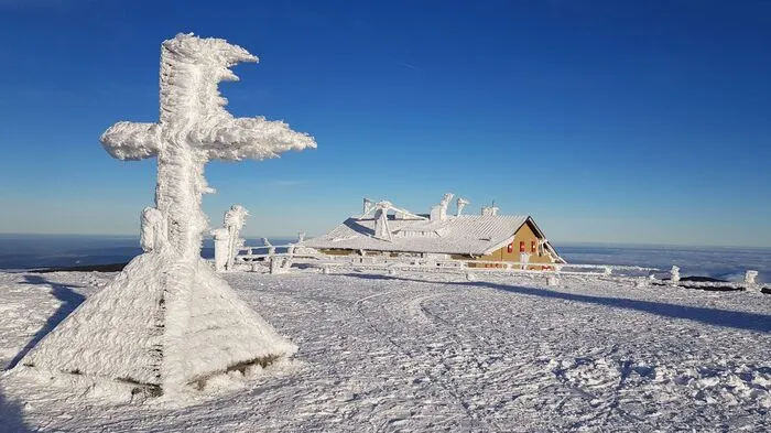 Dieses spektakuläre Bild stammt von Hubert Haupt aus Rohrbach. Er hat uns ein Foto vom "Winterzauber am Hochwechsel" geschickt, wie er schreibt.