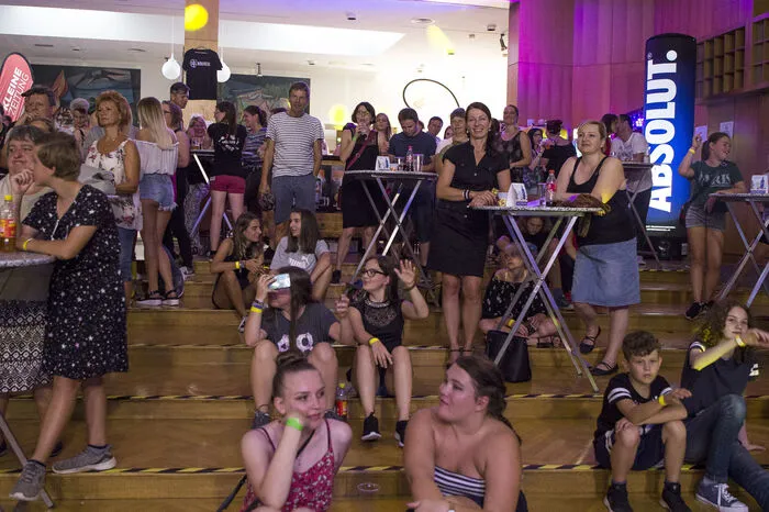 Mit ihrer Musik erzeugten die Rockbands eine tolle Stimmung und die Besucher gingen begeistert mit
