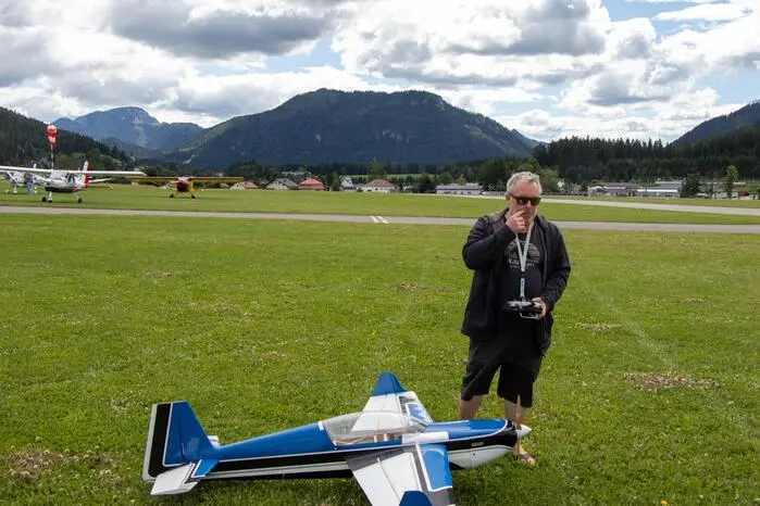 Auch Modellflieger hoben am Sonntag ab