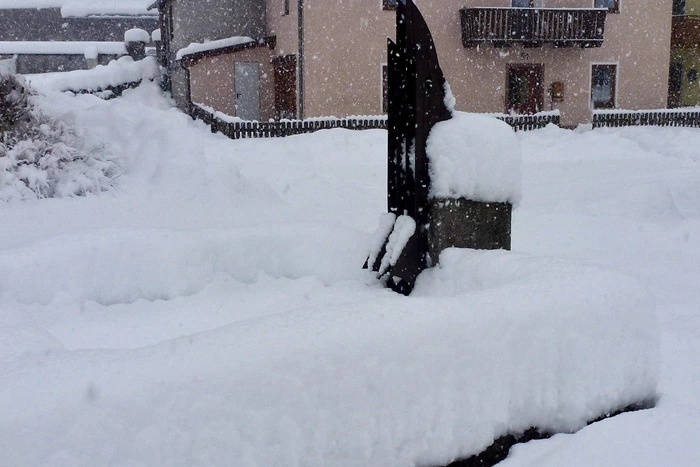 Schneeschaufeln war Sonntagsbeschäftigung