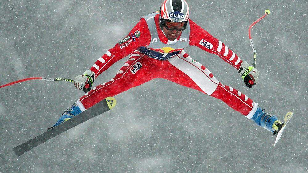 Kristian Ghedina, berühmt durch seine wilden Aktionen wie einer Grätsche beim Zielsprung in Kitzbühel