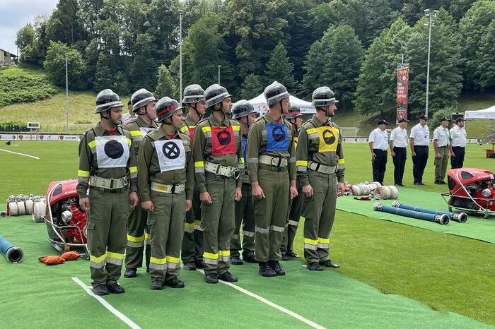 Klicken Sie sich durch die besten Fotos des Eröffnungstages.