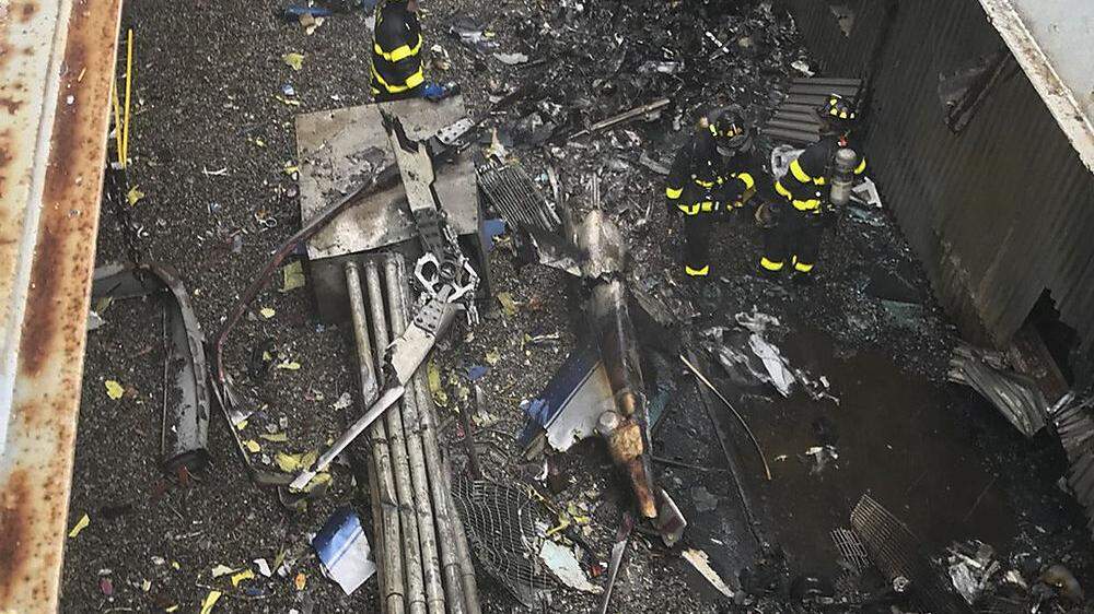 Die Überreste des abgestürzten Hubschraubers