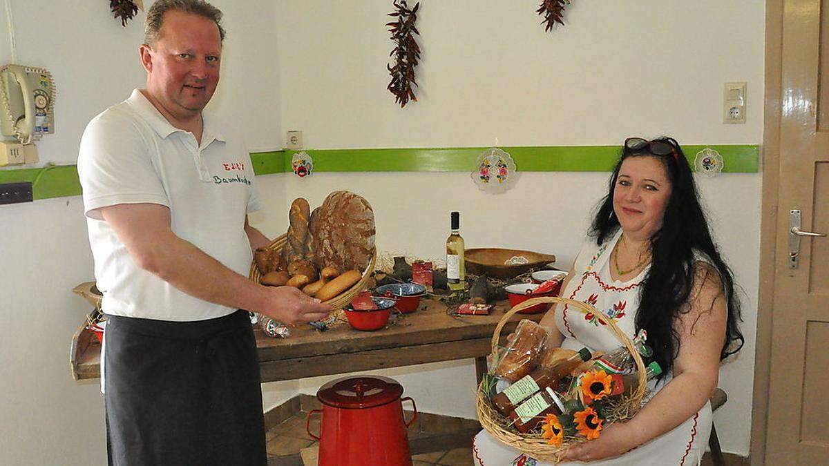 Josef Kerner und seine Frau Edit in ihrem neuen Geschäft in der Auenfischer Straße in Wolfsberg