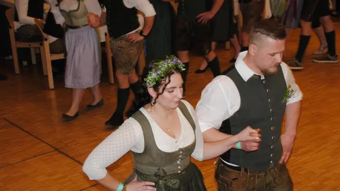 Der Bauernball am 31. Jänner im Volkshaus Kindberg entwickelte sich einmal mehr zu einem gesellschaftlichen Höhepunkt in der Region
