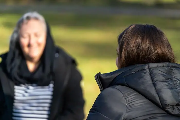 Brigitte, 63, ist arbeitssüchtig und arbeitet als Beamtin