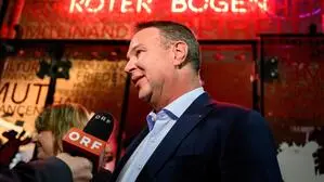 Vizekanzler Andreas Babler (SPÖ) bei der Wahlparty der SPÖ Ottakring