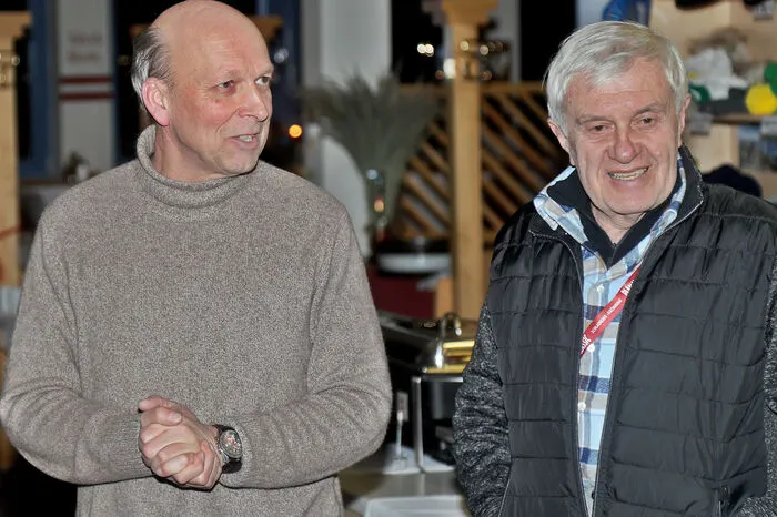 Die Classic-Chefs Michael Glöckner und Helmut Zwickl hatten gemeinsam mit ihrem Team zwar alle Hände voll zu tun, der Begeisterung über die tiefwinterlichen Verhältnisse tat das freilich keinen Abbruch.