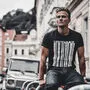 Sebastian Zier (Insta: sebastianzier) hat mit den Themen Männermode, Lifestyle und Fitness eine Followerzahl von 30.000 aufgebaut. Das nächste Reiseziel: Bali. 