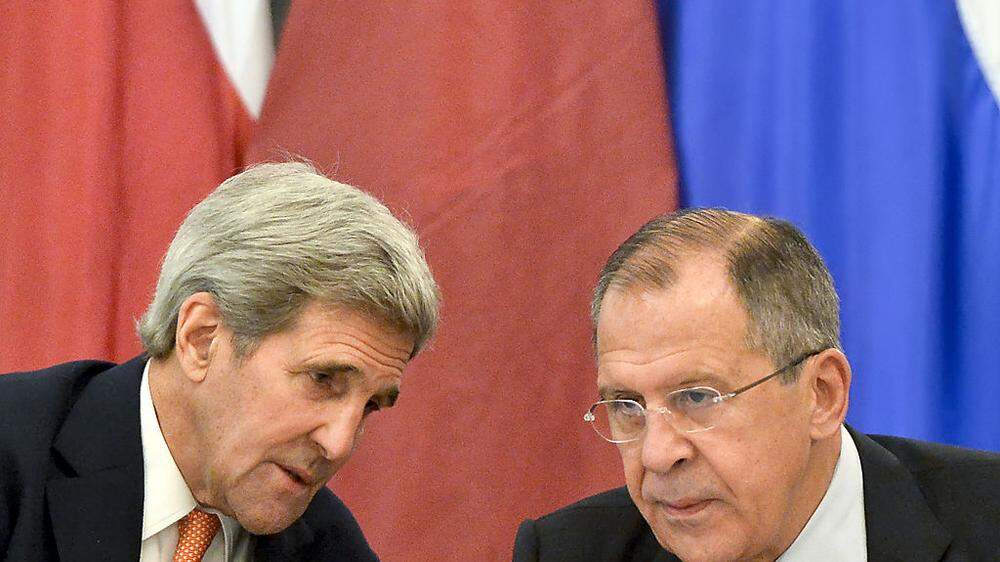 US-Außenminister John Kerry (links) und sein russischer Amtskollege Sergej Lawrow 