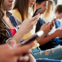 Sind Social-Media-Verbote rechtlich sinnvoll?