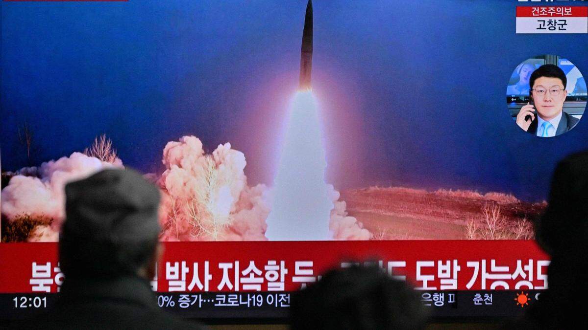 Die Rakete soll in Richtung des Meeres zwischen der koreanischen Halbinsel und Japan abgeschossen worden sein