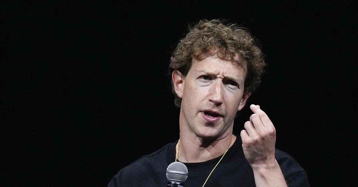 Mark Zuckerberg complains about censorship attempts by the US government