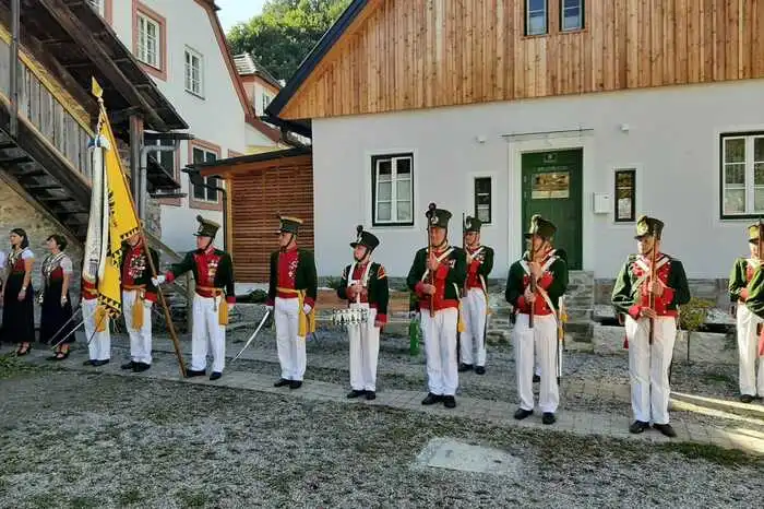 Die Bürgergarde Murau ist Teil von Volkskultur, hier beim Auftritt beim Festakt