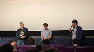 Regisseur Gerald Igor Hauzenberger (Mitte), Alexander Ehrlich (rechts) und Moderator Daniel Erlacher