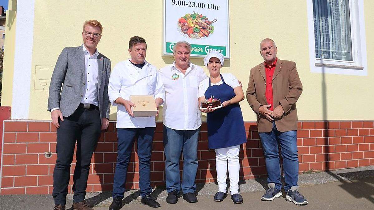 Harald Bergmann, Hans Delic, Pepe Kriebernegg, Hana Delic und Erwin Schabhüttl bei der Eröffnung