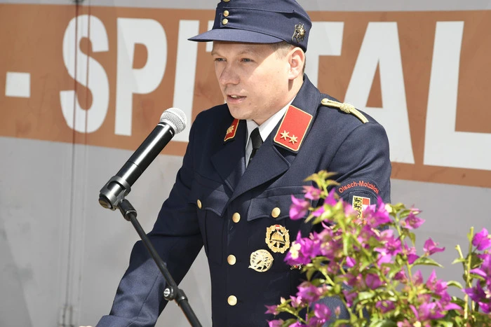Kommandant Martin Tidl dankte für den Einsatz seiner Kameraden und freut sich schon auf das neue Löschfahrzeug, dessen Finanzierung fixiert worden ist.