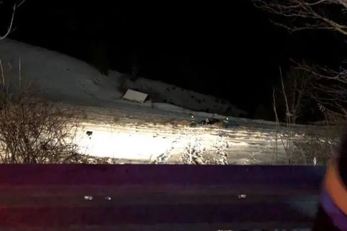 ... mit dem LKW-K zur Unterstützung der FF Fladnitz und der FF Tulwitz bei einer Pkw-Bergung alarmiert.