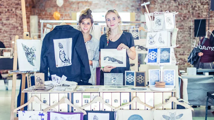 Zweimal im Jahr ist der Fesch'markt in Graz zu Gast.