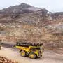 Die Haulys sind als Besuchertaxis wieder am Erzberg unterwegs