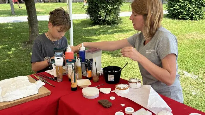Bei strahlendem Sonnenschein ging am Samstag, 8. Juni, das 3. Fest der „ArchaeoRegion Südweststeiermark“ im Besucherzentrum Grottenhof bei Leibnitz über die Bühne.