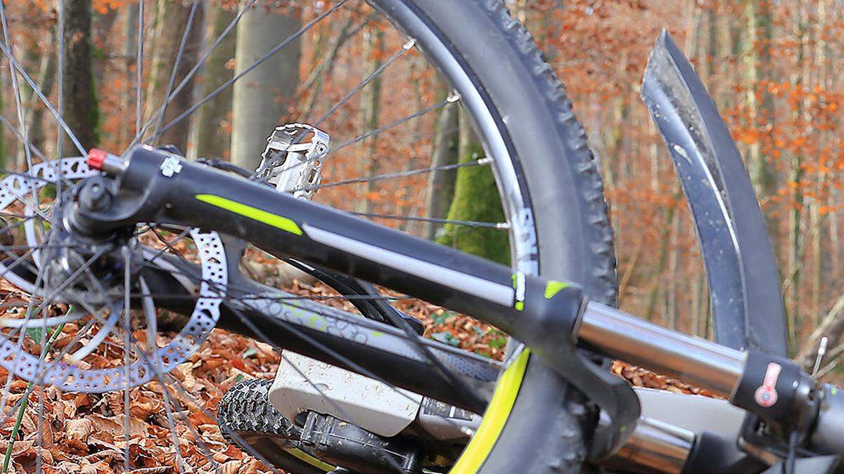 Beide Radfahrer wurden verletzt (Symbolbild)