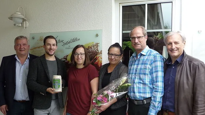 Christian Marx (2.v.l.) hat das Steirercafe von Familie Wiedner übernommen