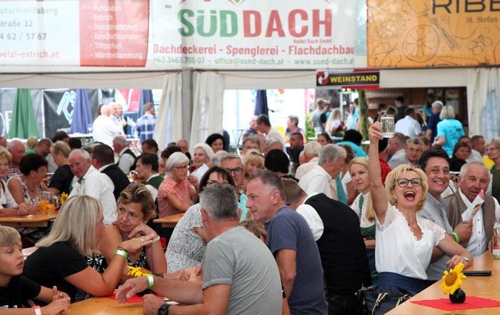 Das 73. Sommerfest der FF St. Stefan ob Stainz begann mit einem Frühschoppen